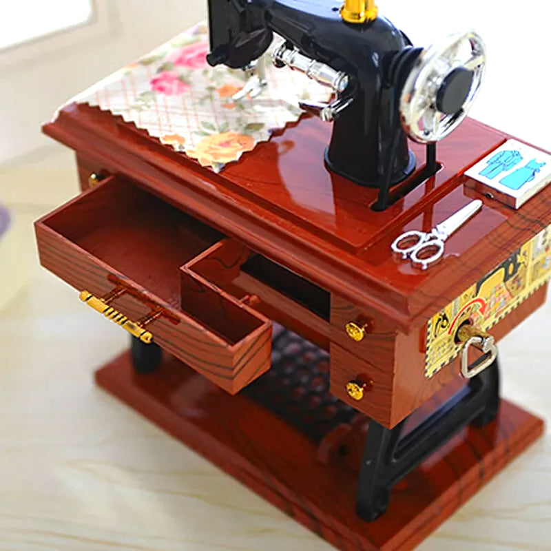 Caja Musical Máquina De Coser Pequeña - Varietas Chile - Santiago
