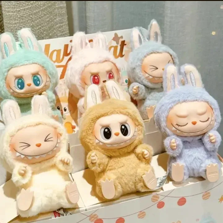 Labubu Sorpresa Have A Seat